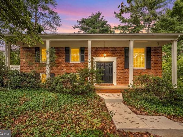 1 HOOKER PLACE, FREDERICKSBURG, VA 22401
