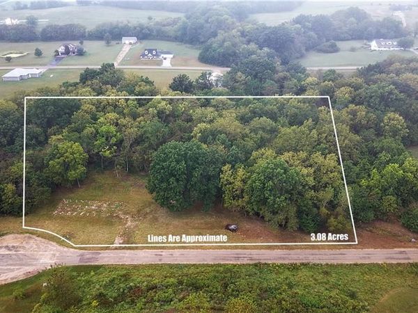 67 NW 451st Road, Centerview, MO 64019