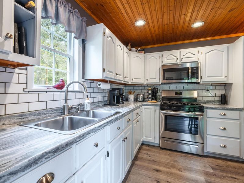 7575 Township Road 331 SE, Corning, OH 43730 Photo 14