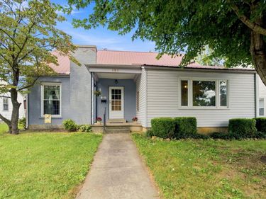 121 E 9th, Paris, KY 40361