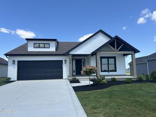 9838 Featherwood Lane , Sylvania, OH 43560