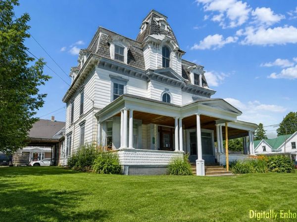 277 Summer Street, St. Johnsbury, VT 05819
