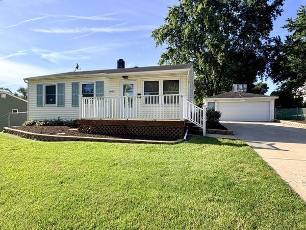 9047 W Poplar Road , Orland Park, IL 60462