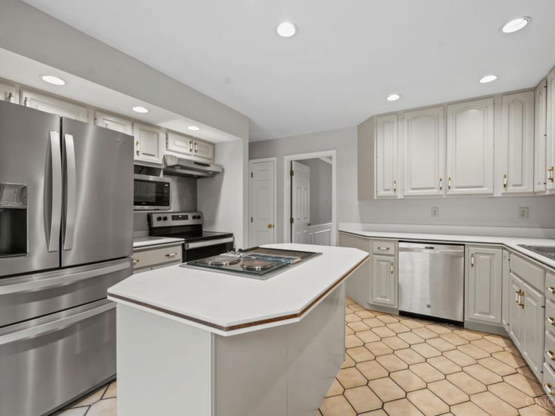 7044 Driftwood Lane, West Chester, OH 45241 Photo 14