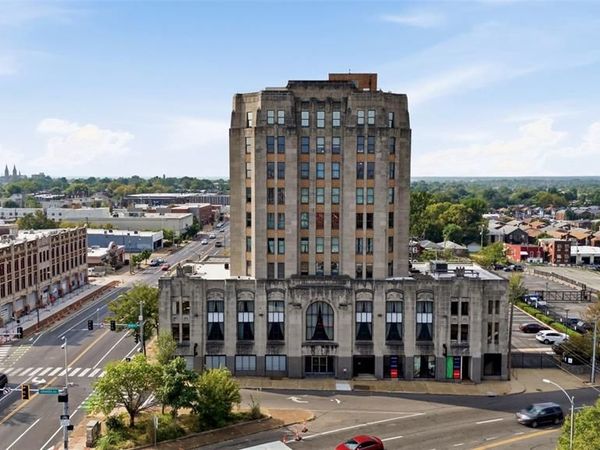 3611 S Grand Boulevard , St Louis, MO 63118