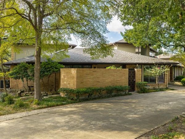11298 Russwood Circle , Dallas, TX 75229