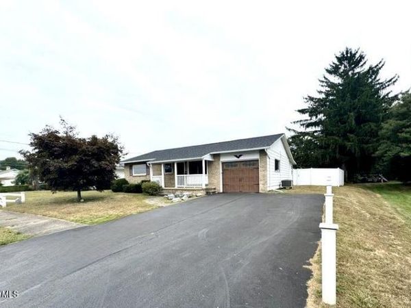 200 LUZERNE Avenue , Berwick, PA 18603