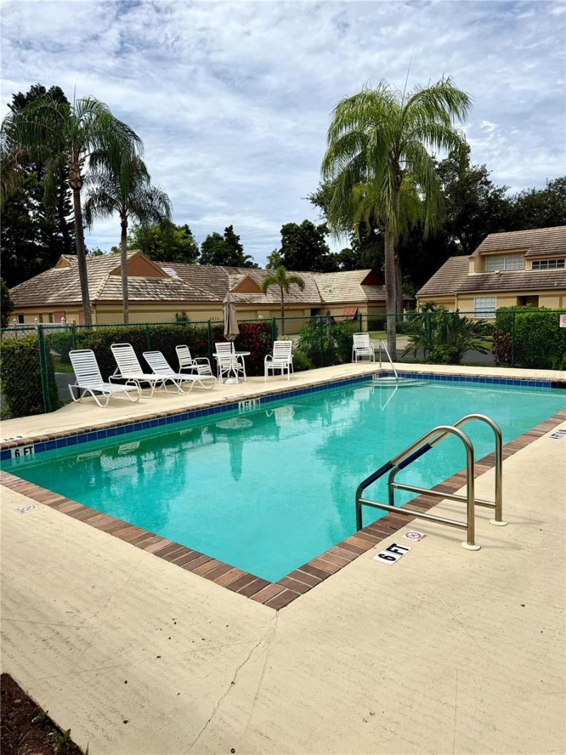 3606 57th Avenue Drive W, Bradenton, FL 34210 Photo