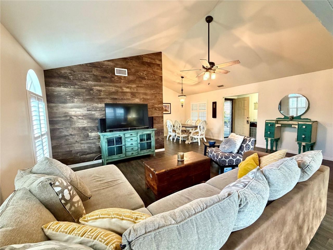 3606 57th Avenue Drive W, Bradenton, FL 34210 Photo