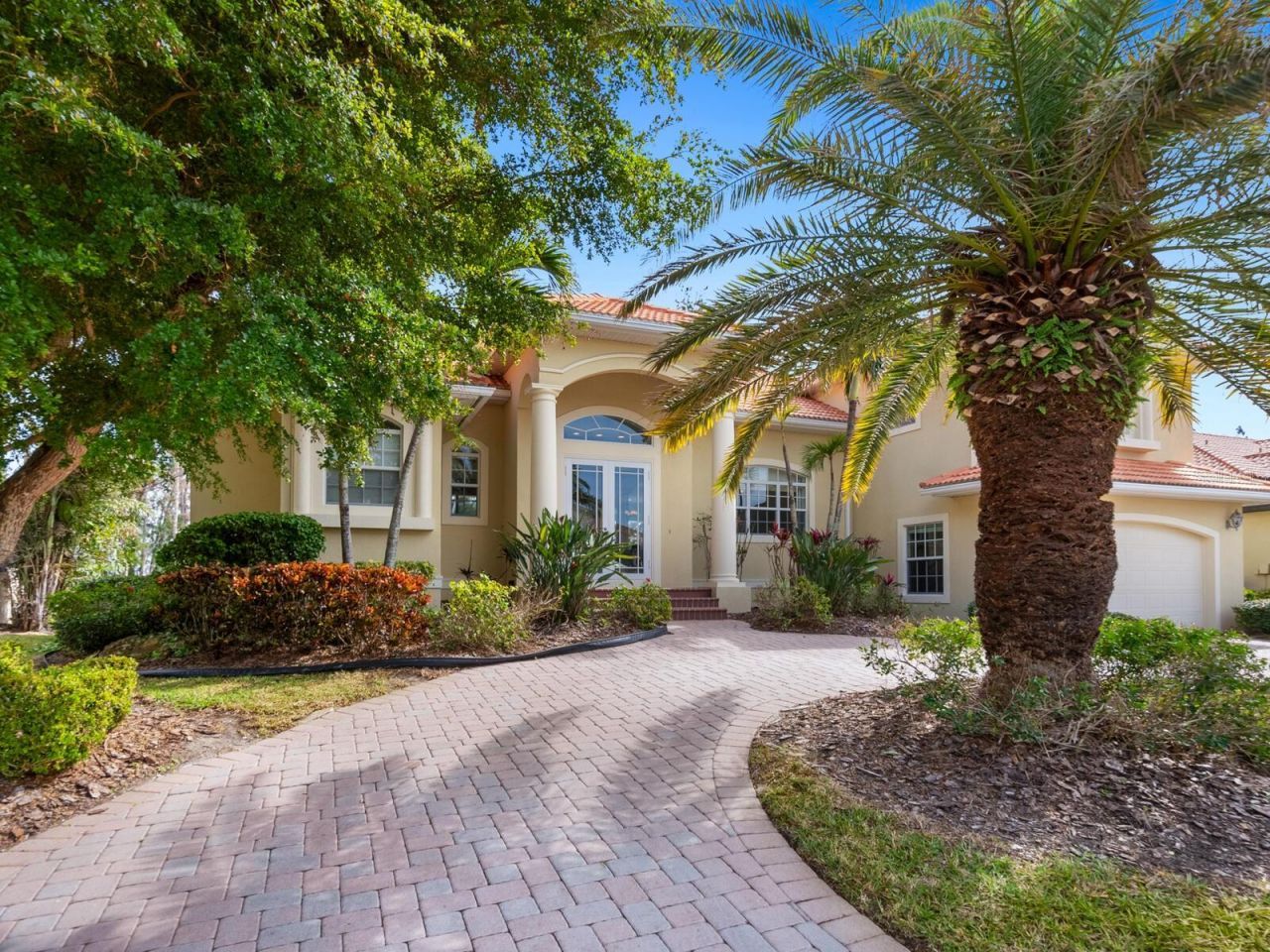 12317 Baypointe Terrace, Cortez, FL 34215 Main Photo