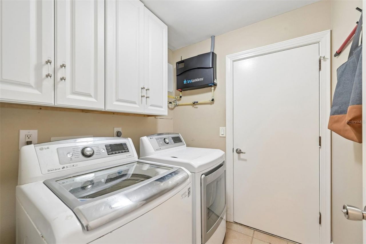 8111 Timber Lake Lane , Sarasota, FL 34243 Photo