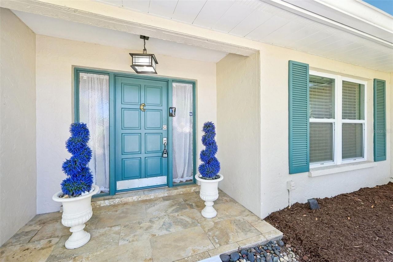 8111 Timber Lake Lane , Sarasota, FL 34243 Photo