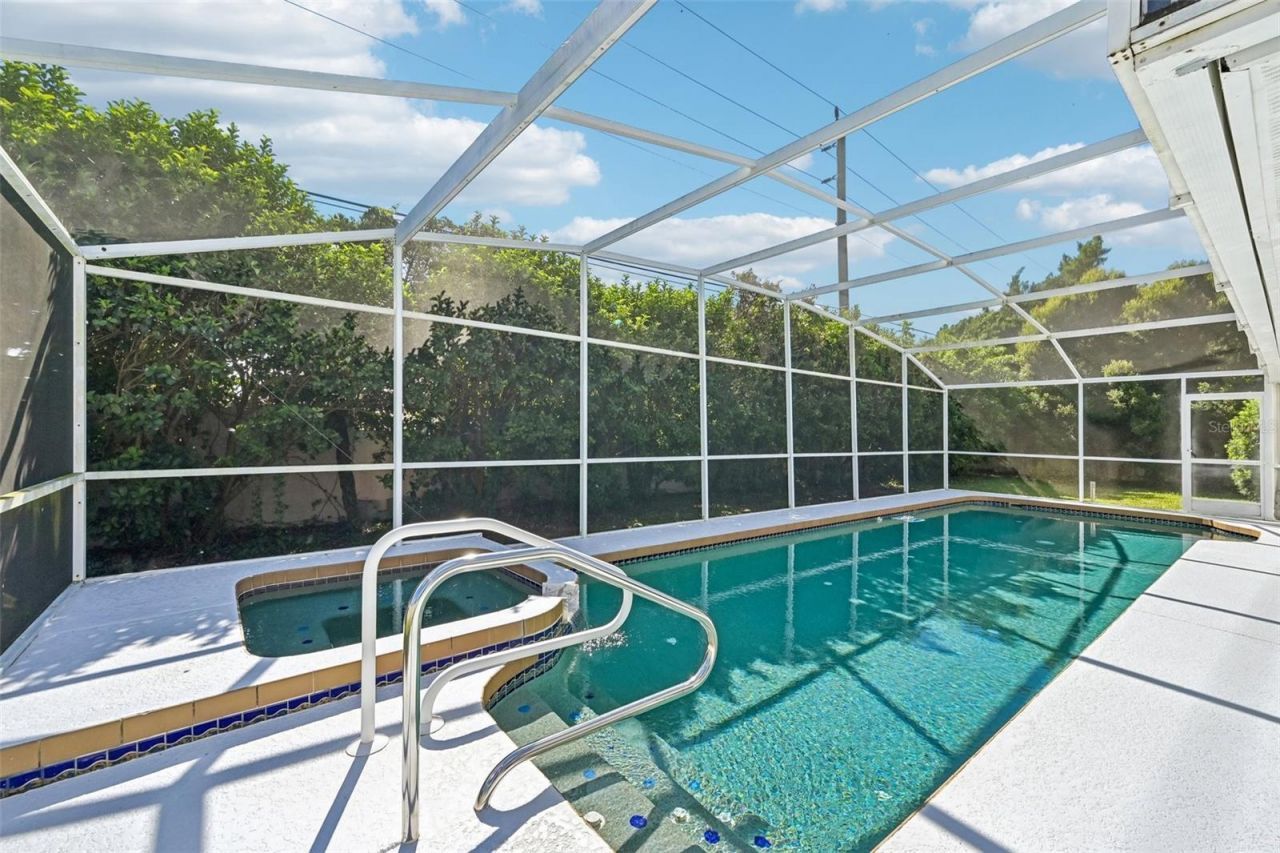 8111 Timber Lake Lane , Sarasota, FL 34243 Photo
