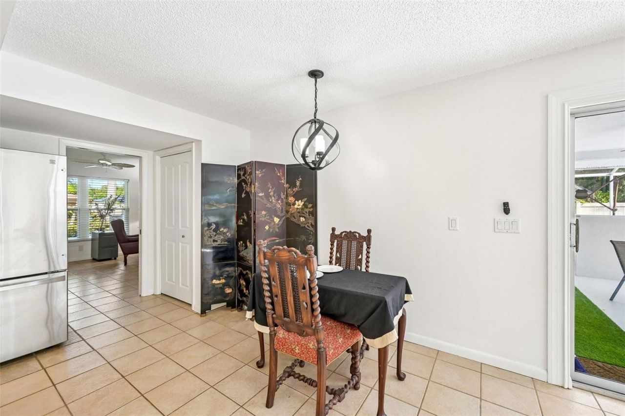 8111 Timber Lake Lane , Sarasota, FL 34243 Photo