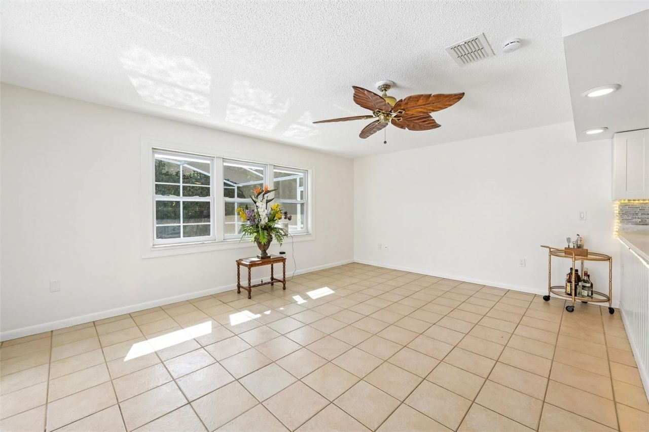8111 Timber Lake Lane , Sarasota, FL 34243 Photo