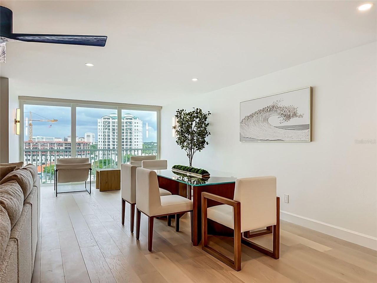 435 S Gulfstream Avenue, Unit 1006, Sarasota, FL 34236 Photo