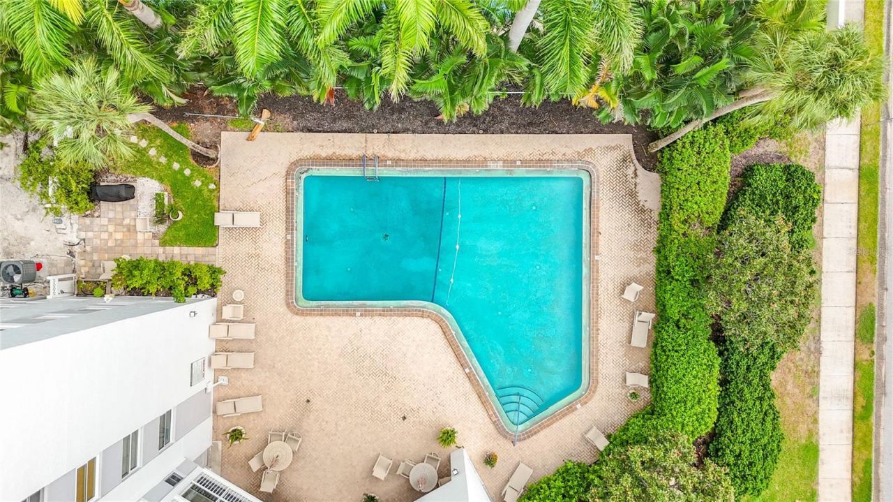 435 S Gulfstream Avenue, Unit 1006, Sarasota, FL 34236 Photo