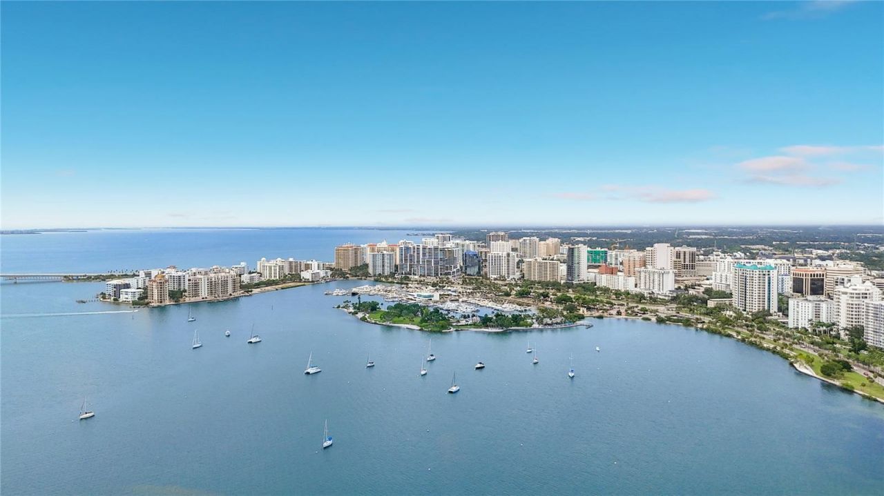 435 S Gulfstream Avenue, Unit 1006, Sarasota, FL 34236 Photo