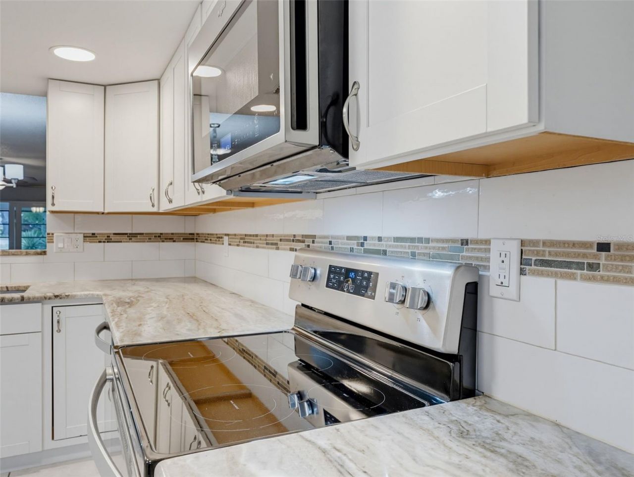8330 High Point Circle, Unit 6, Port Richey, FL 34668 Photo