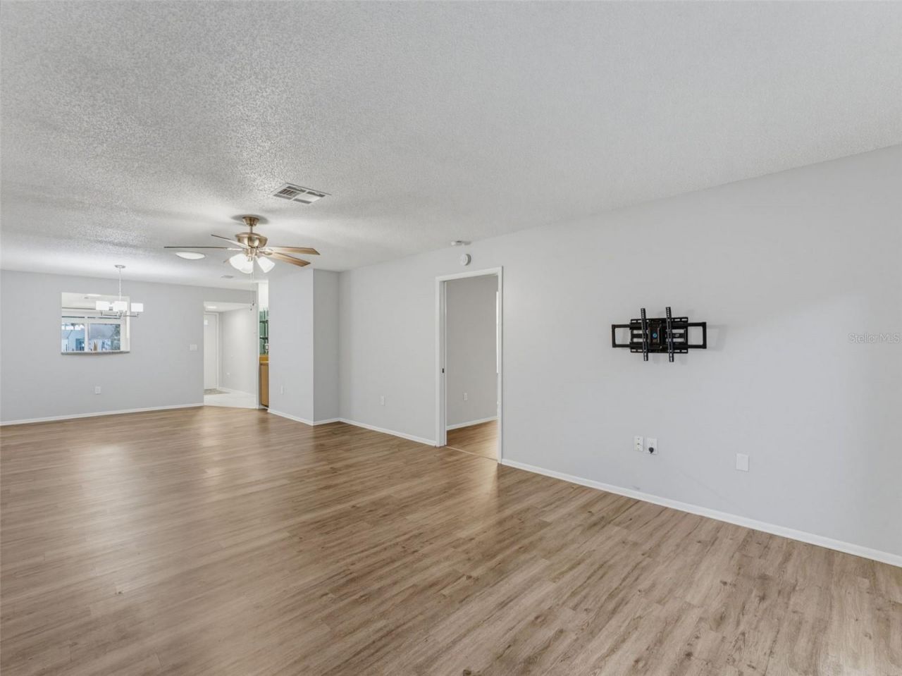 8330 High Point Circle, Unit 6, Port Richey, FL 34668 Photo
