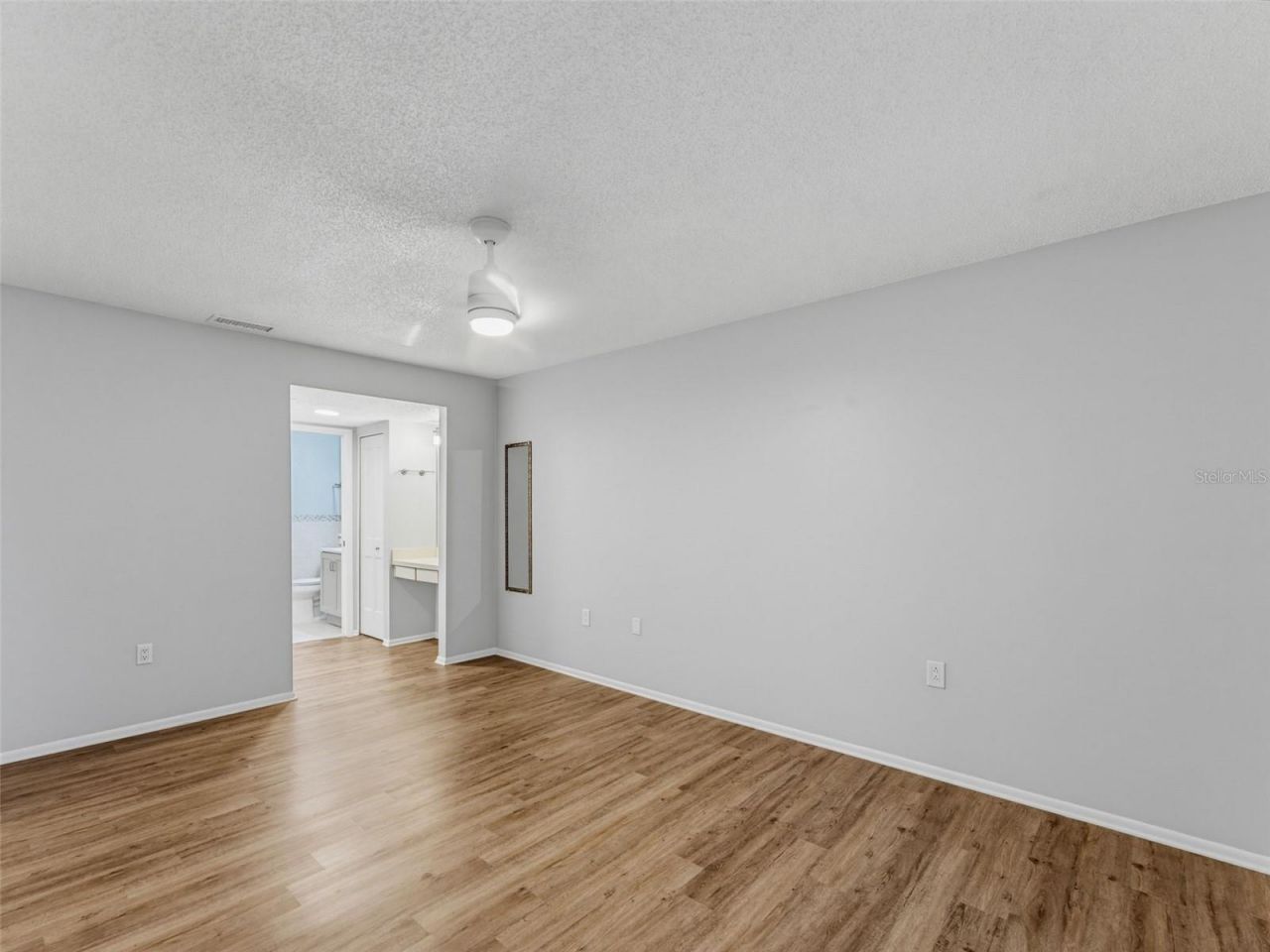 8330 High Point Circle, Unit 6, Port Richey, FL 34668 Photo
