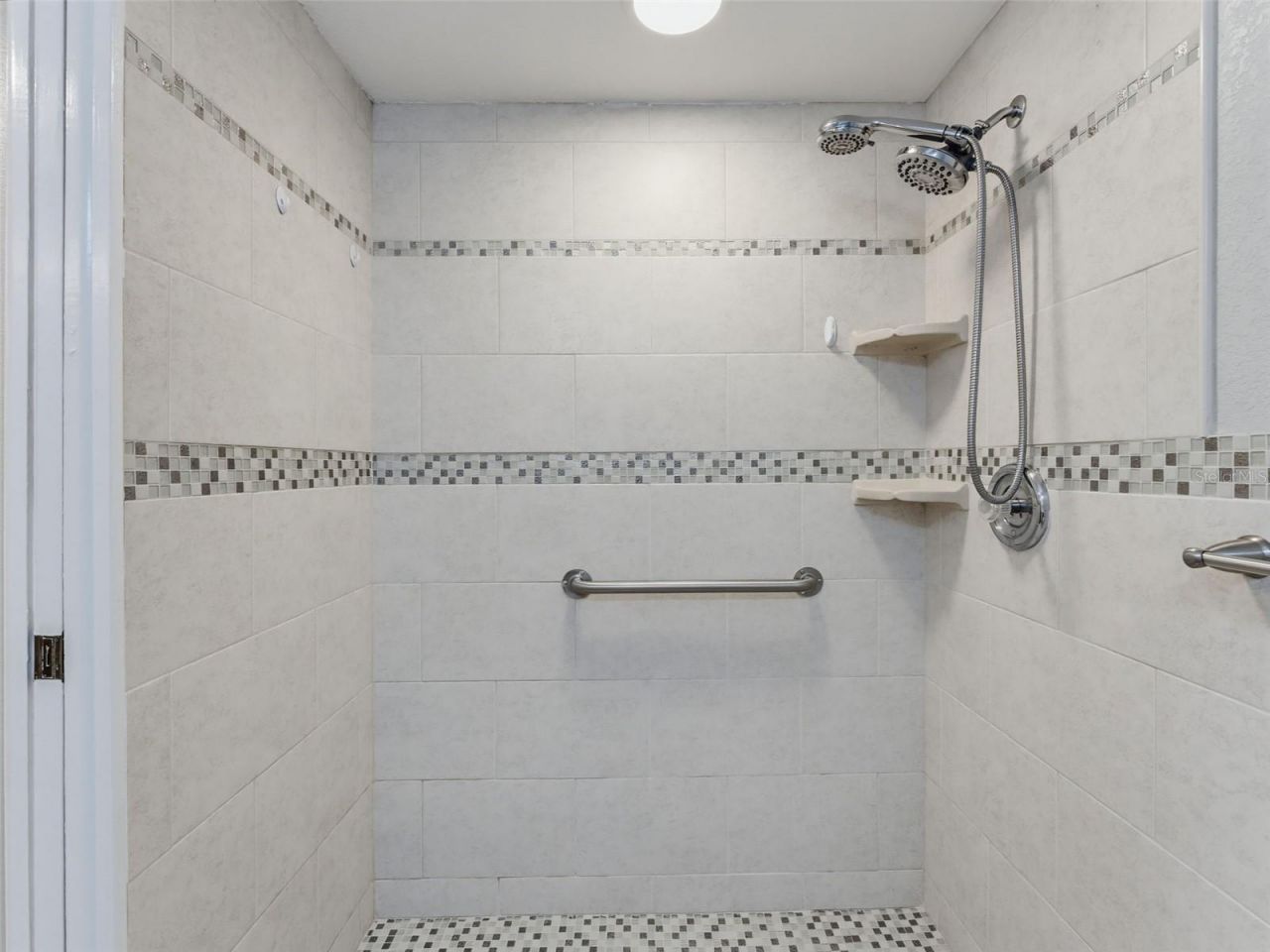 8330 High Point Circle, Unit 6, Port Richey, FL 34668 Photo