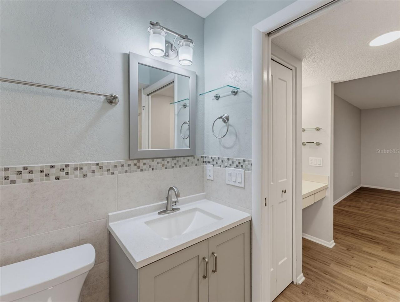 8330 High Point Circle, Unit 6, Port Richey, FL 34668 Photo