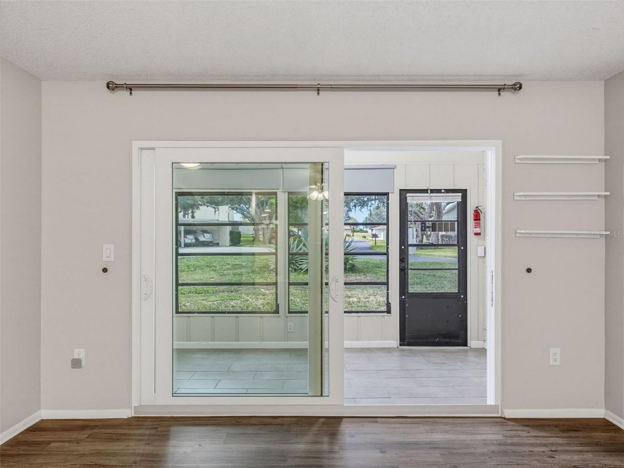 8330 High Point Circle, Unit 6, Port Richey, FL 34668 Photo