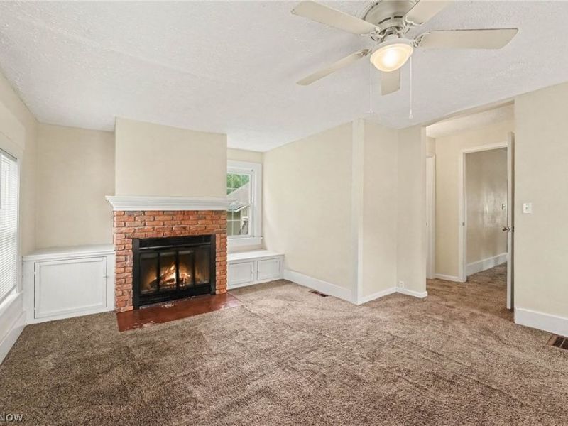 33 N Poplar Street, Jefferson, OH 44047 Photo 11
