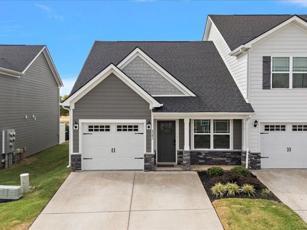 5243 Normandy Cob Dr, Murfreesboro, TN 37129