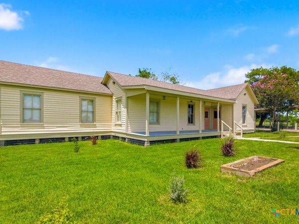 14851 U S Hwy 87 , Nursery, TX 77976