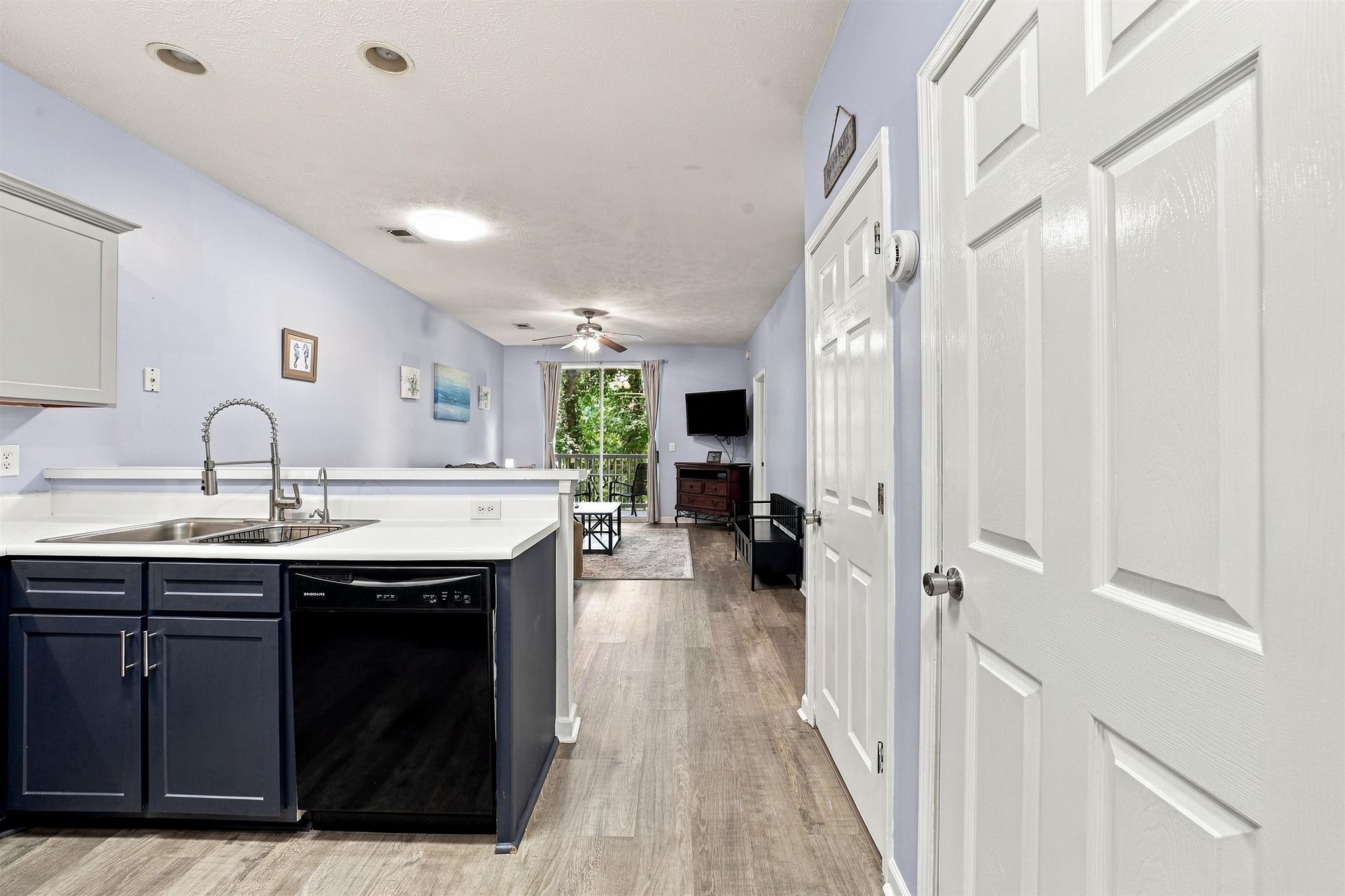 498 River Oaks Dr.  Photo 8