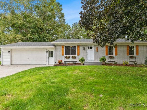8170 Jericho Avenue NE, Rockford, MI 49341