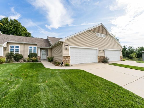 1165 S Village Circle, Kalamazoo, MI 49009