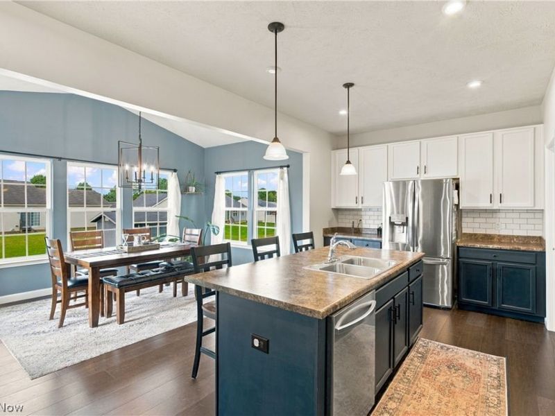 885 Thewes Circle, Louisville, OH 44641 Photo 17