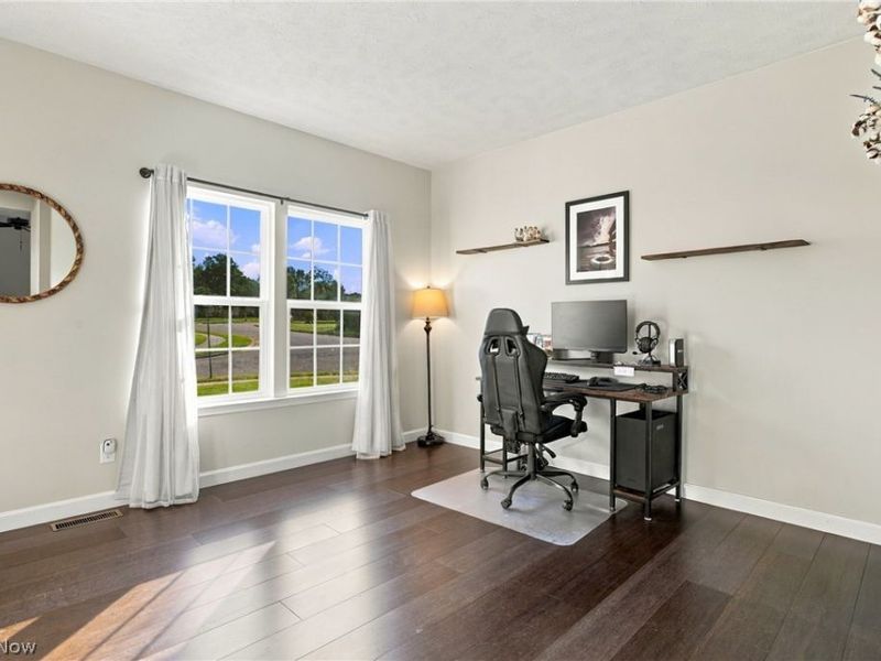 885 Thewes Circle, Louisville, OH 44641 Photo 9