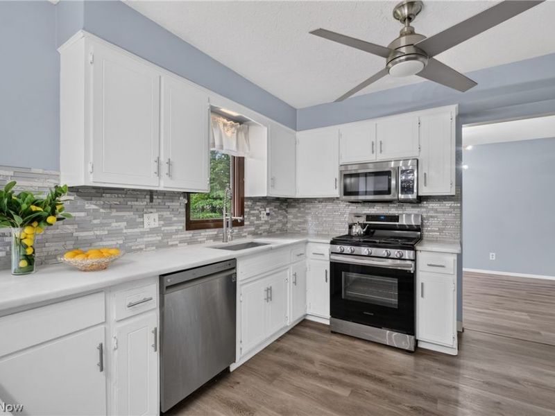 4865 Foxlair Trail, Richmond Heights, OH 44143 Photo 12