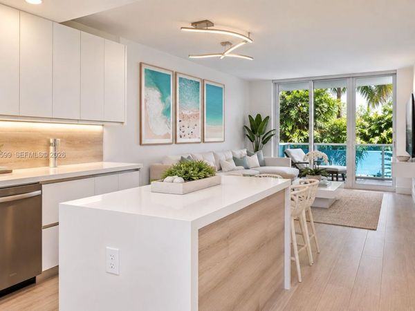 2301 Collins Ave , Unit 318, Miami Beach, FL 33139