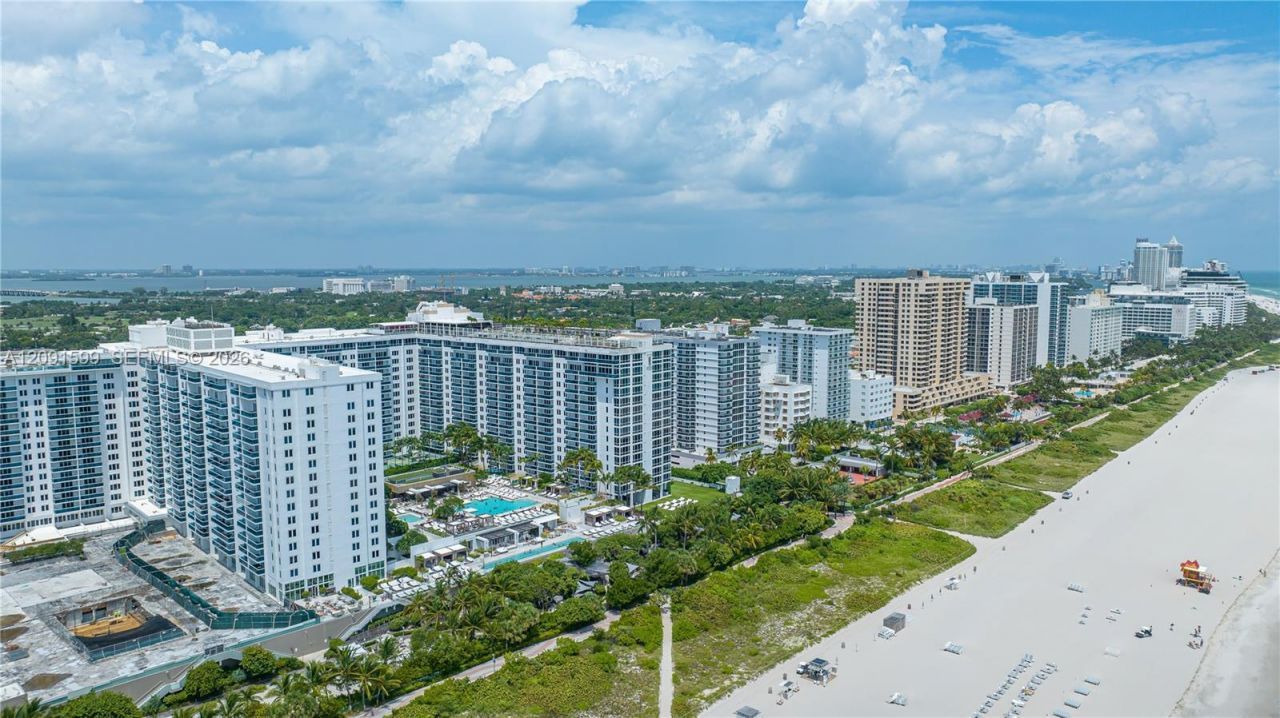 2301 Collins Ave , Unit 318, Miami Beach, FL 33139 Photo