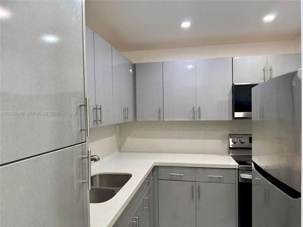 4675 W 18th Ct , Unit 501, Hialeah, FL 33012
