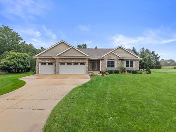 1712 Birch Court, Janesville, WI 53545