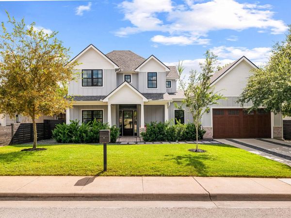 2701 Richcreek RD, Austin, TX 78757