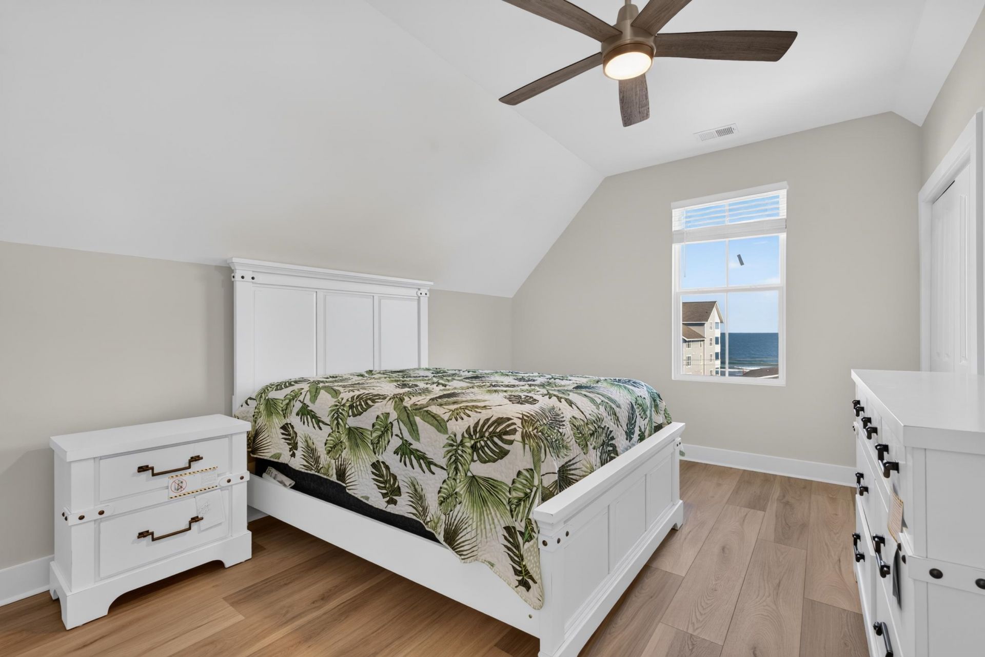 109 Cypress Ave.  Photo 47