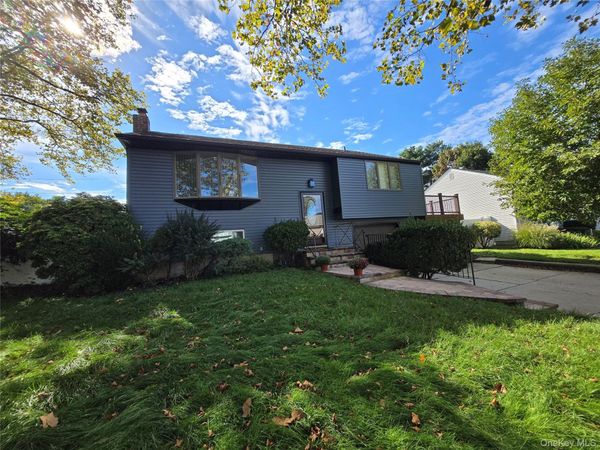 25 Ripley Drive , Northport, NY 11768