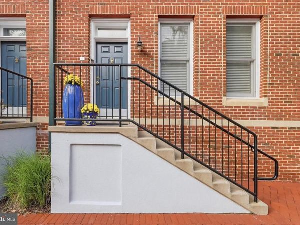 35 E ALL SAINTS STREET , Unit 220, FREDERICK, MD 21701