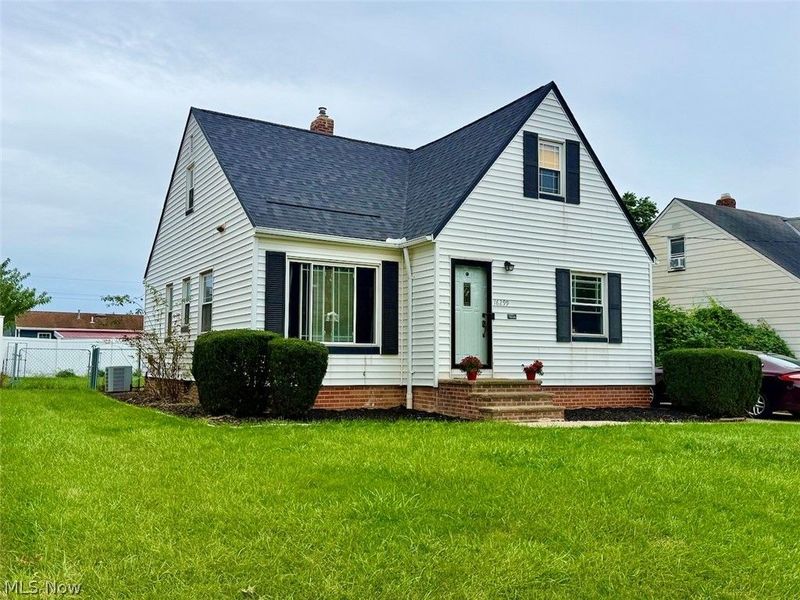16299 Pike Boulevard, Brook Park, OH 44142 Photo 1
