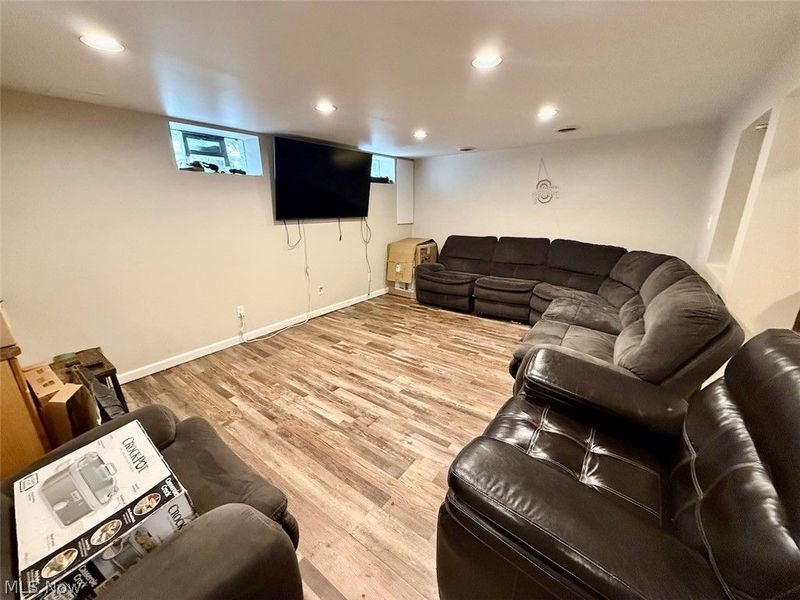16299 Pike Boulevard, Brook Park, OH 44142 Photo 33