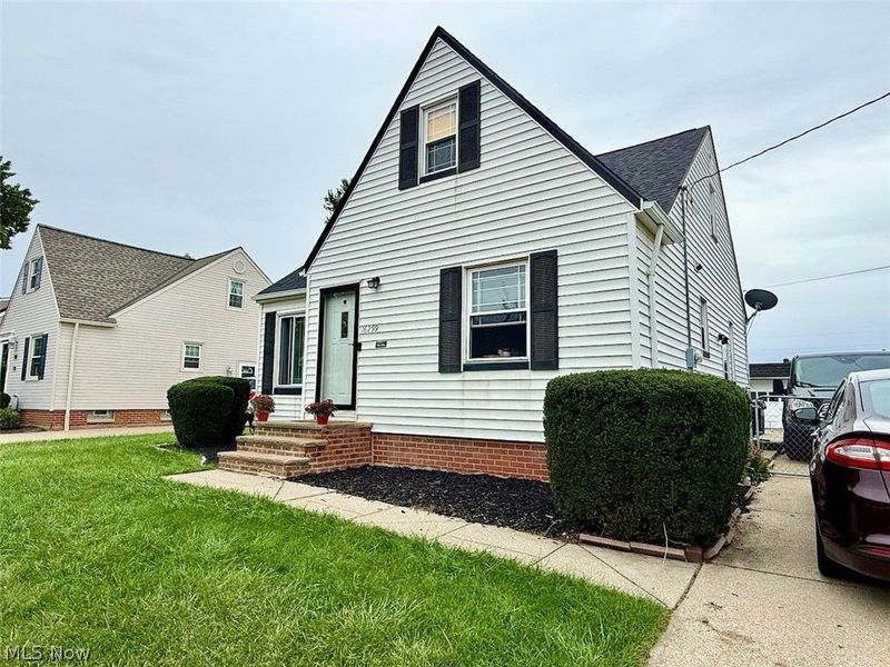 16299 Pike Boulevard, Brook Park, OH 44142 Photo 4