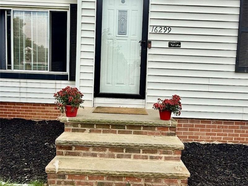 16299 Pike Boulevard, Brook Park, OH 44142 Photo 6