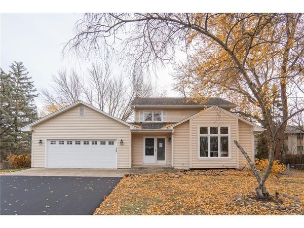 5245 Clayton Dr , Maple Plain, MN 55359